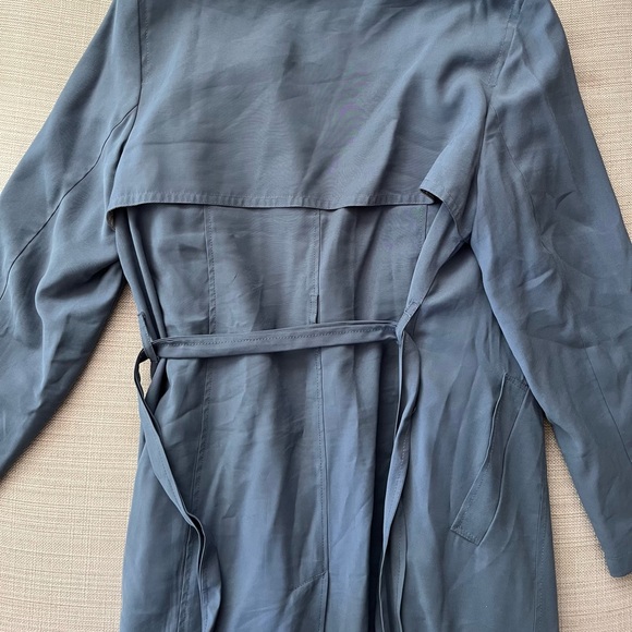Blue Banana Republic Trench Coat - Picture 4 of 4